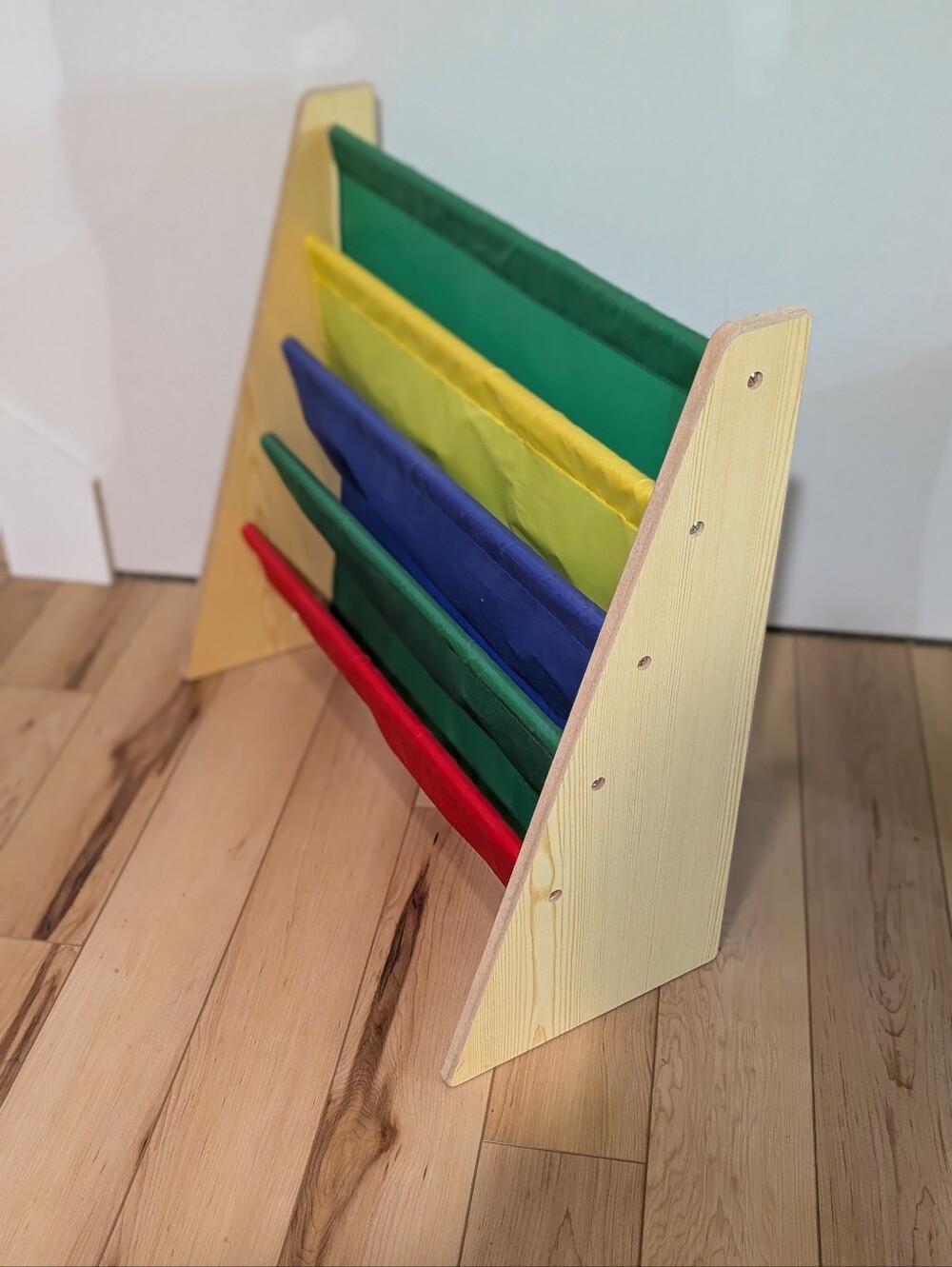 Kids Book Display Rack - Picture 4 of 6